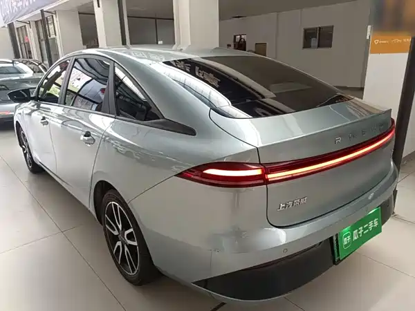 Roewe D6 2025
