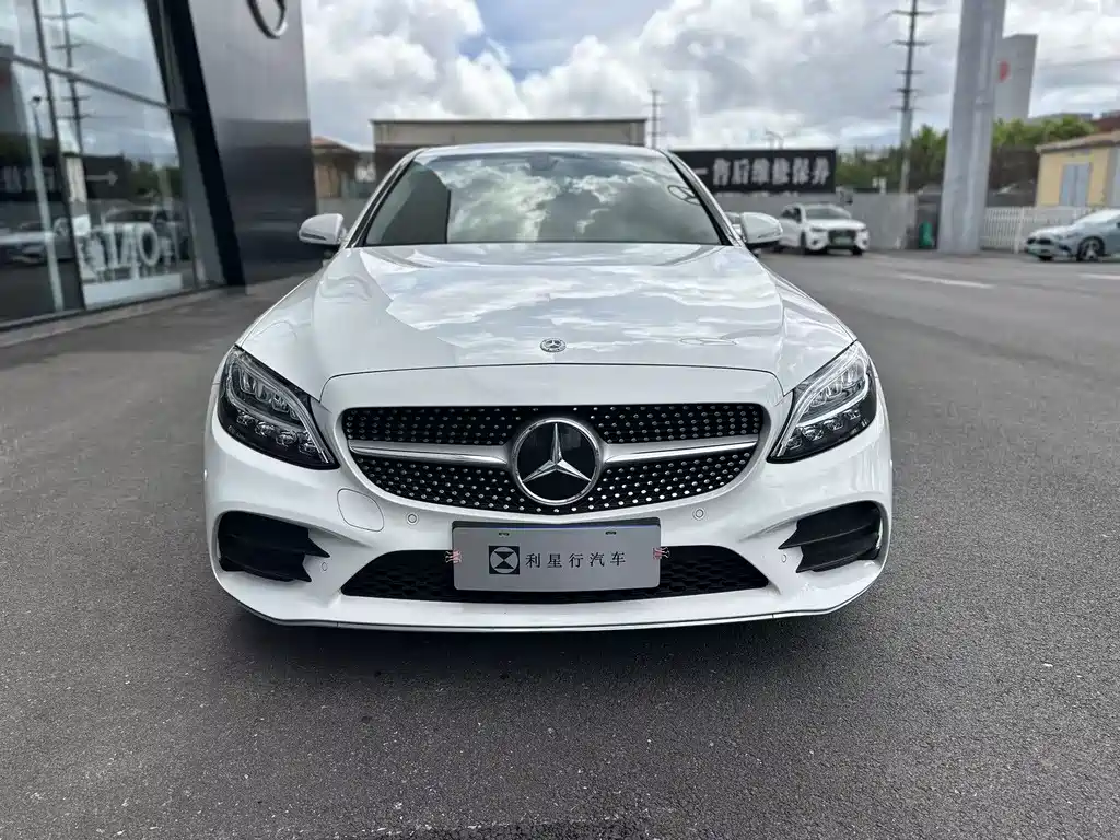 Mercedes-Benz C-Class 2020
