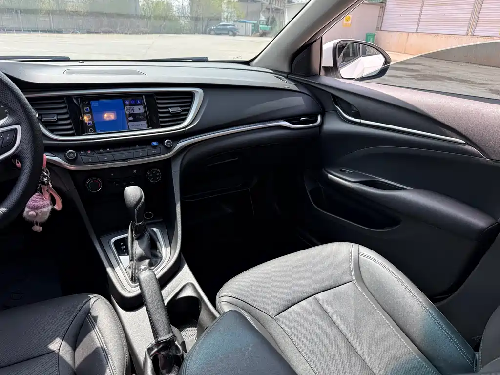 Buick Excelle 2021 — фото 11