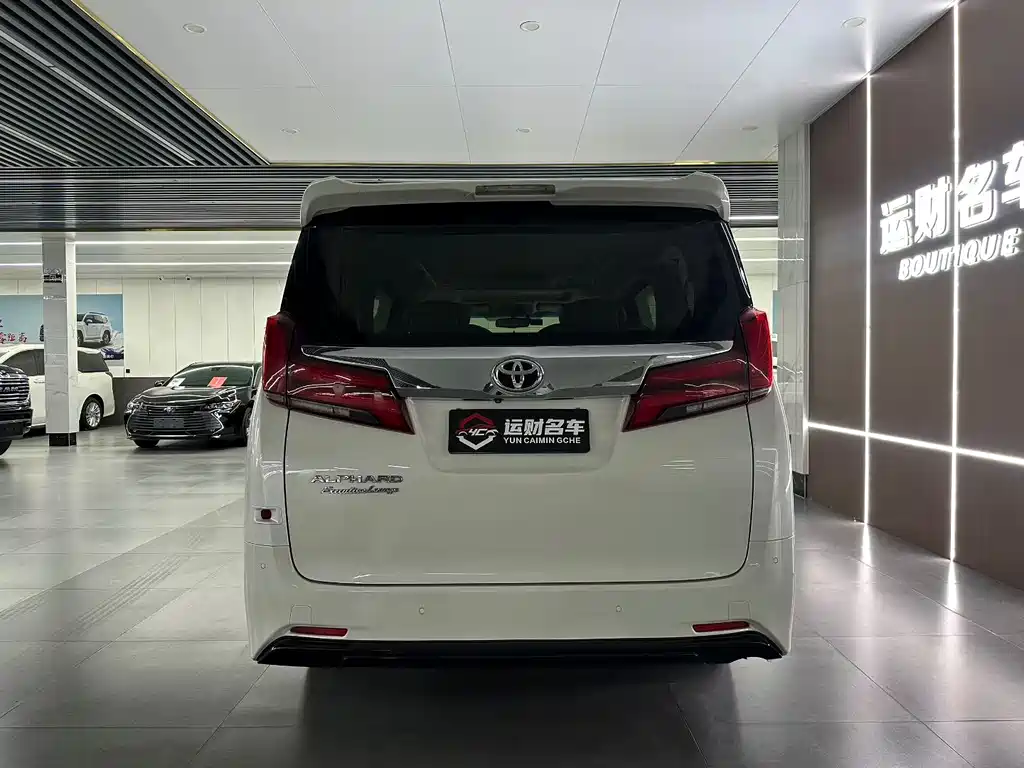 Toyota Alphard 2019 — фото 8