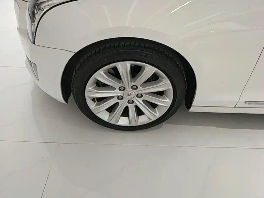 Cadillac ATS-L 2015 — фото 23