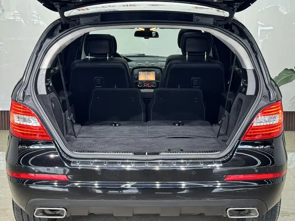 Mercedes-Benz R-Class 2016 — фото 21
