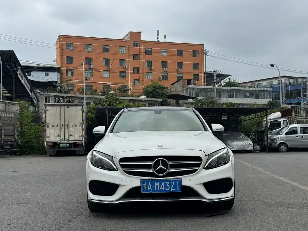 Mercedes-Benz C-Class 2018