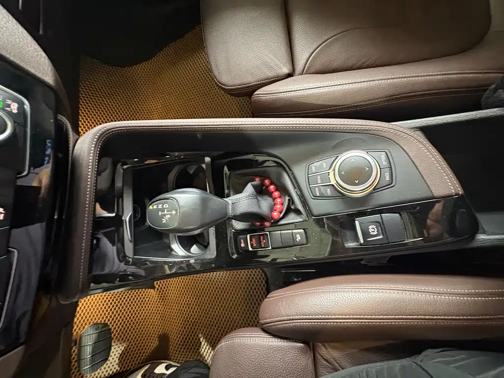 BMW X1 2019 — фото 18