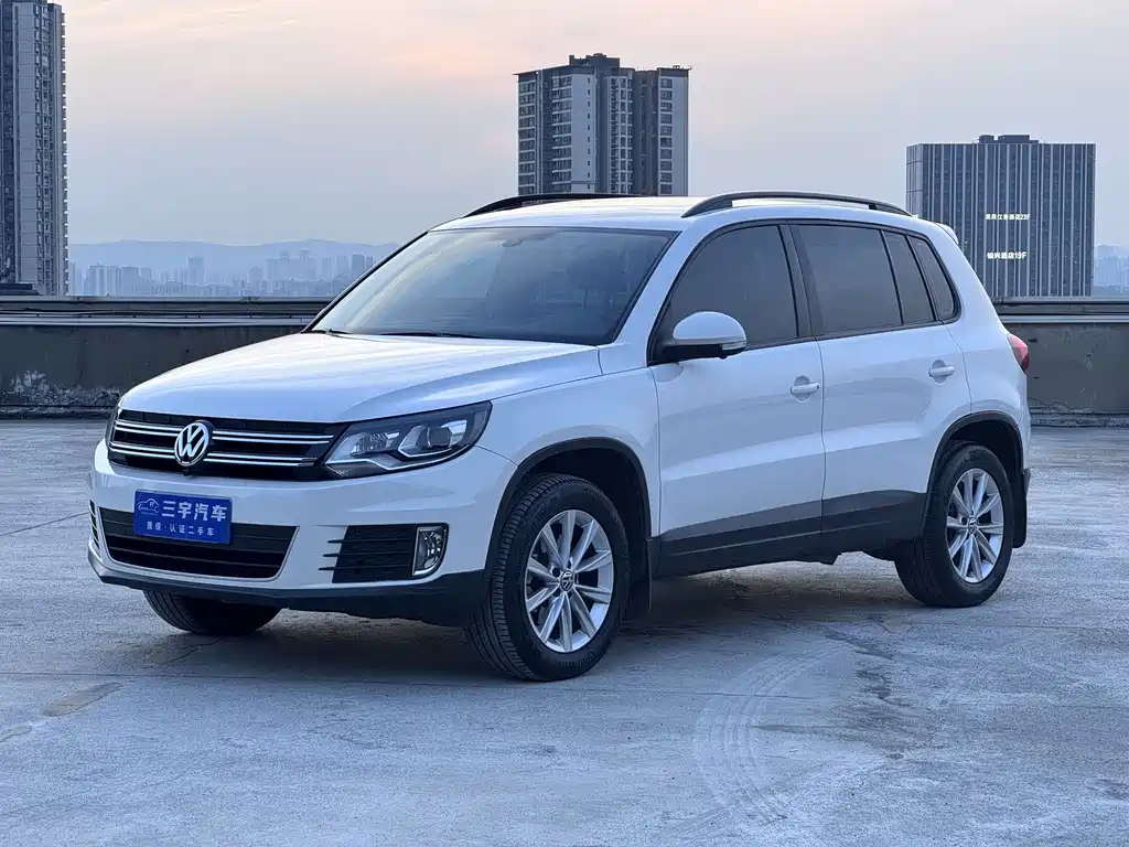 Volkswagen Tiguan 2018 — фото 1