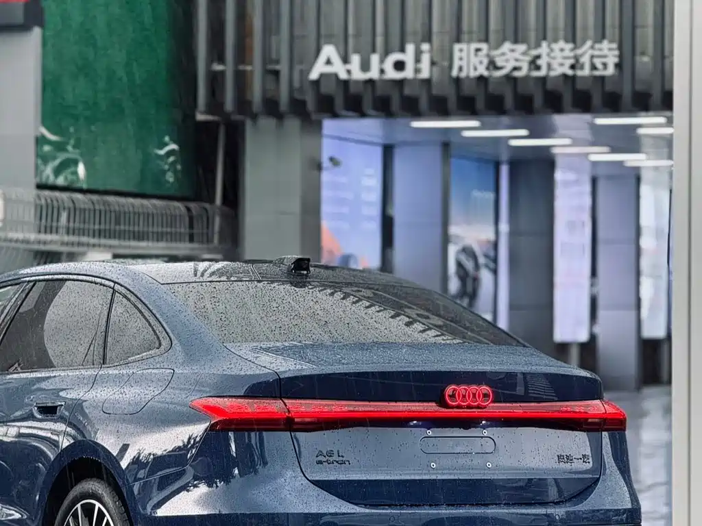 Audi A6L E-Tron 2026 — фото 17