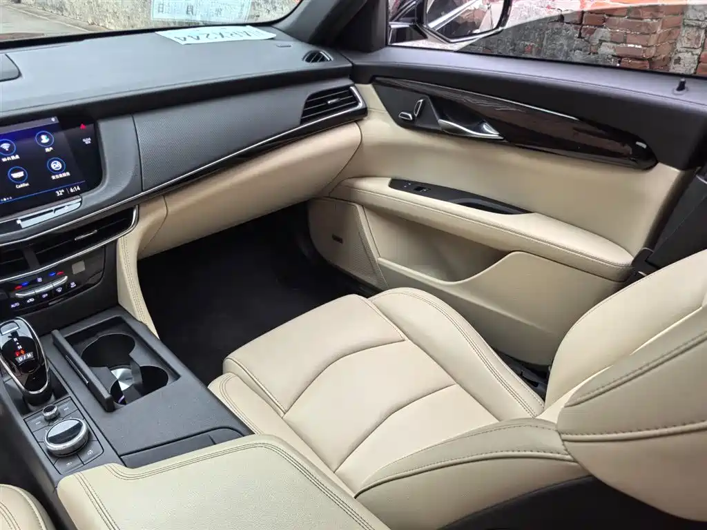 Cadillac CT6 2021 — фото 13