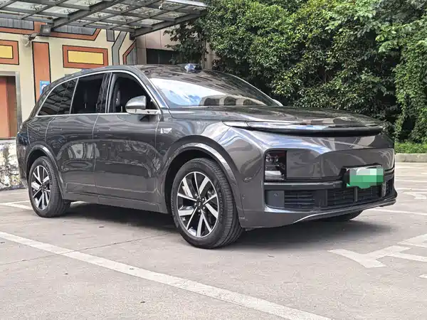 Li Auto L8 2024