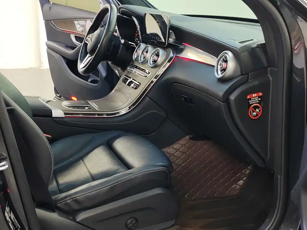 Mercedes-Benz GLC 2020 — фото 14