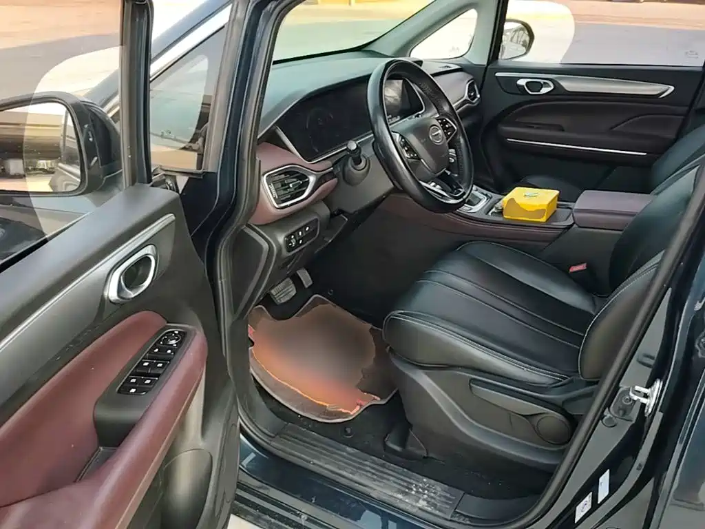 GAC Trumpchi M6 2022 — фото 16