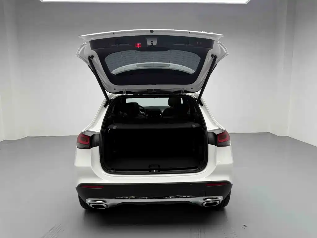 Mercedes-Benz GLA 2023 — фото 16