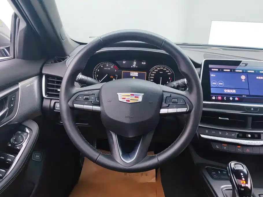 Cadillac CT5 2023 — фото 15