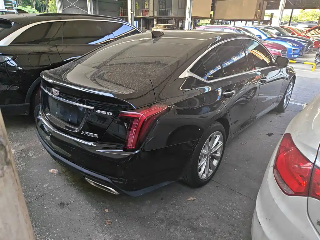 Cadillac CT5 2022 — фото 13