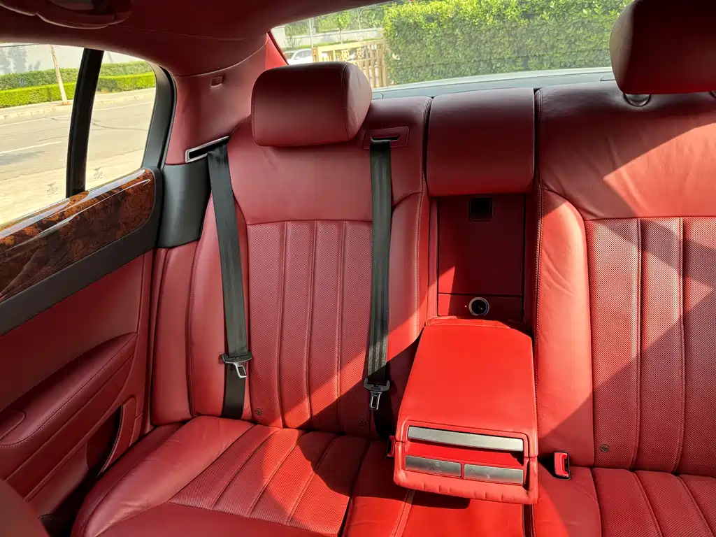 Bentley Flying Spur 2010 — фото 7