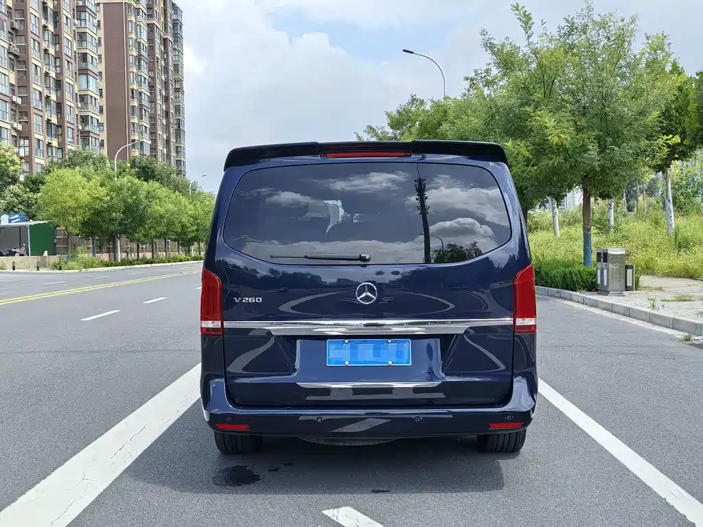 Mercedes-Benz V-Class 2018 — фото 4