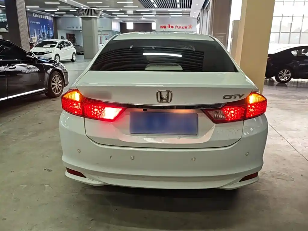 Honda City 2016 — фото 6