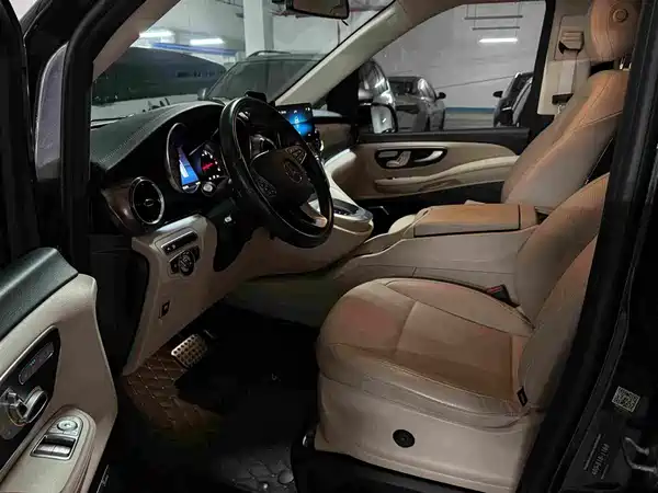 Mercedes-Benz V-Class 2021
