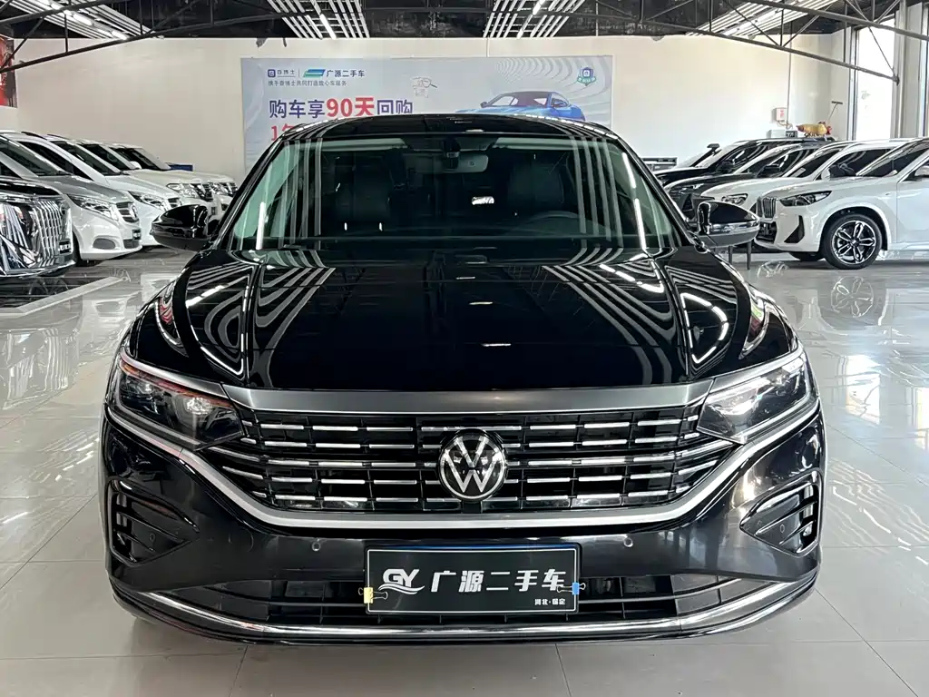 Volkswagen Passat 2023 — фото 2