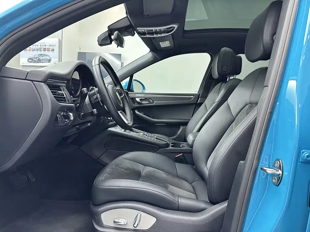 Porsche Macan 2020 — фото 9