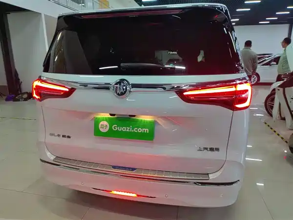 Buick GL8 2023