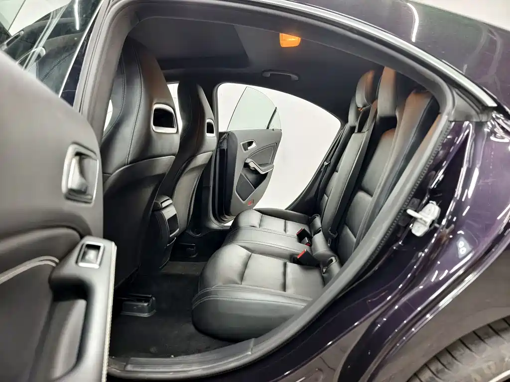 Mercedes-Benz CLA 2016 — фото 13