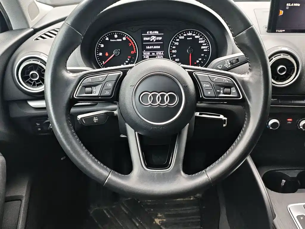 Audi A3 2020 — фото 8