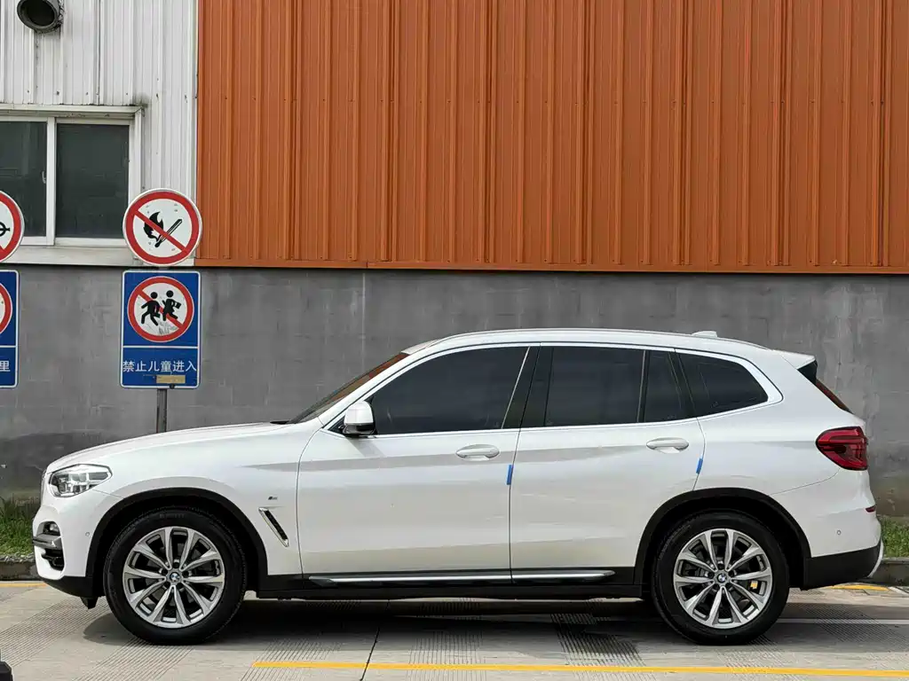 BMW X3 2019 — фото 17