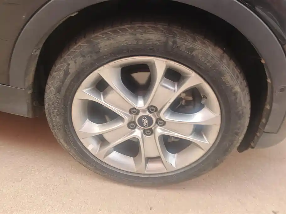 Ford Kuga 2014