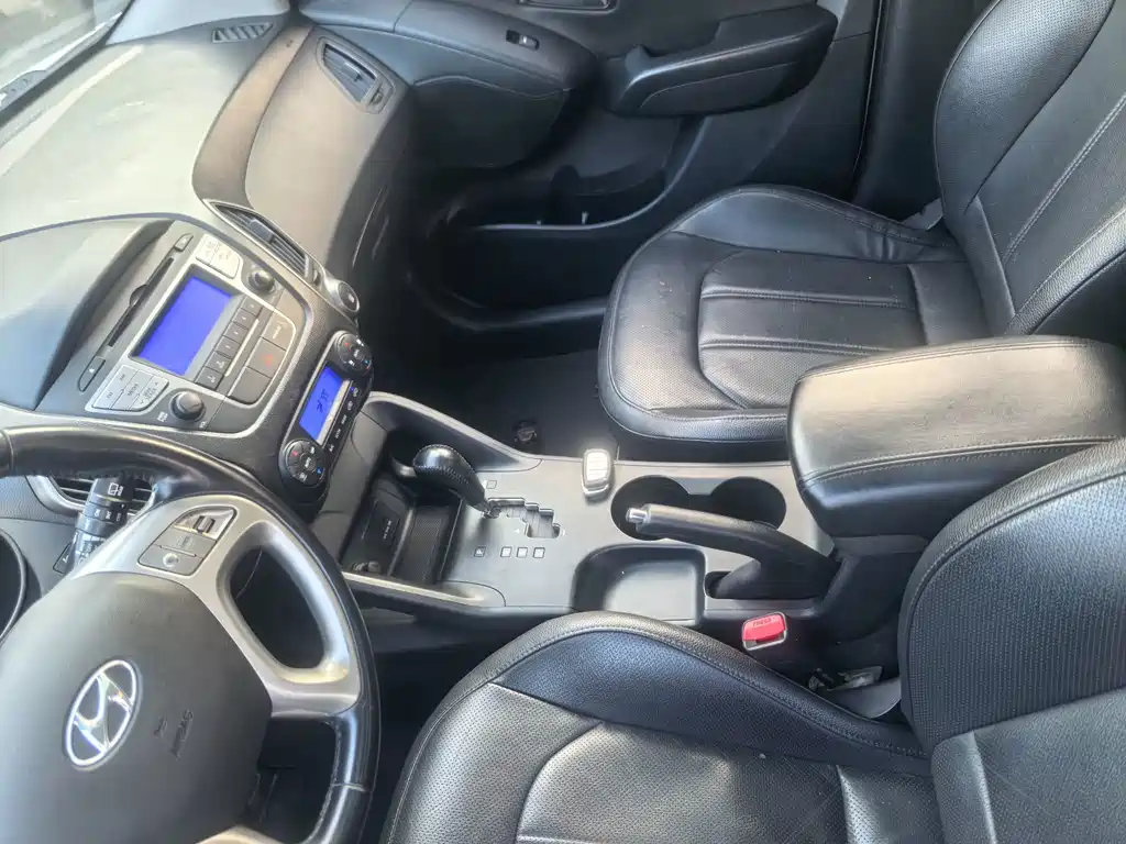 Hyundai ix35 2015 — фото 16