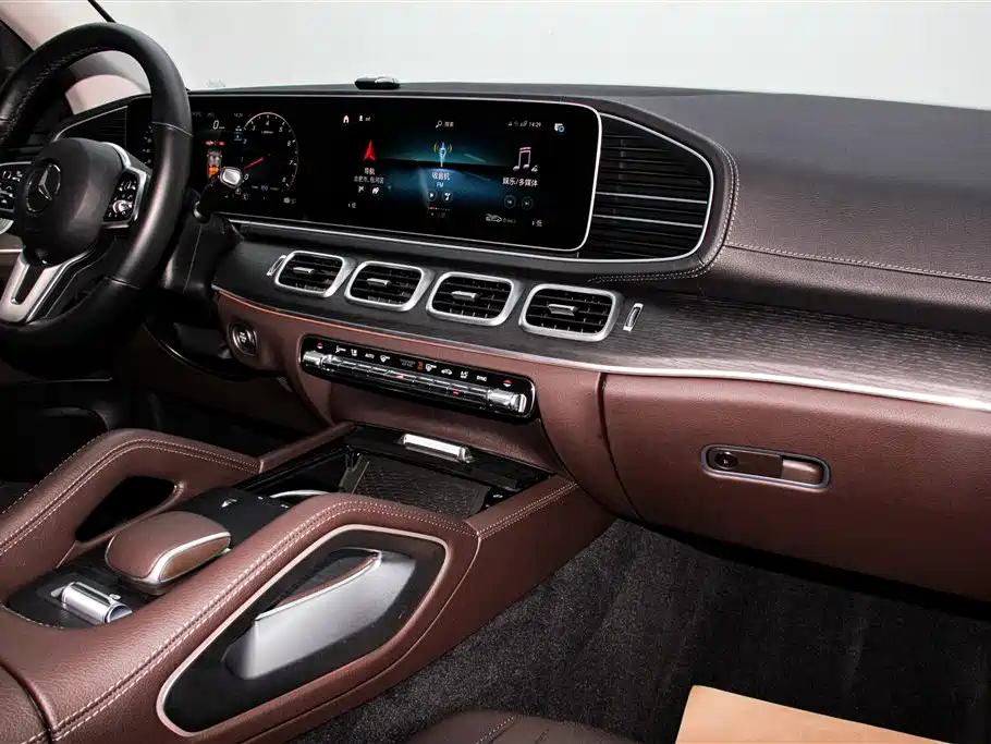 Mercedes-Benz GLE 2023 — фото 19
