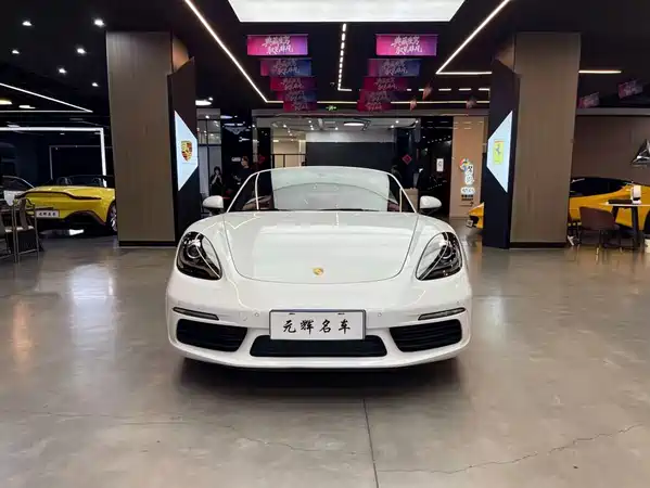 Porsche 718 2022