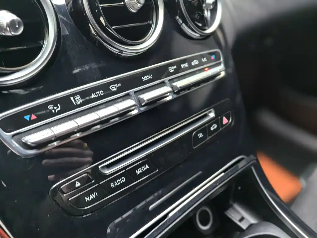 Mercedes-Benz C-Class 2017 — фото 10
