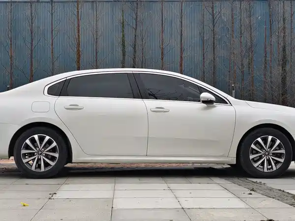 Citroën C6 2017