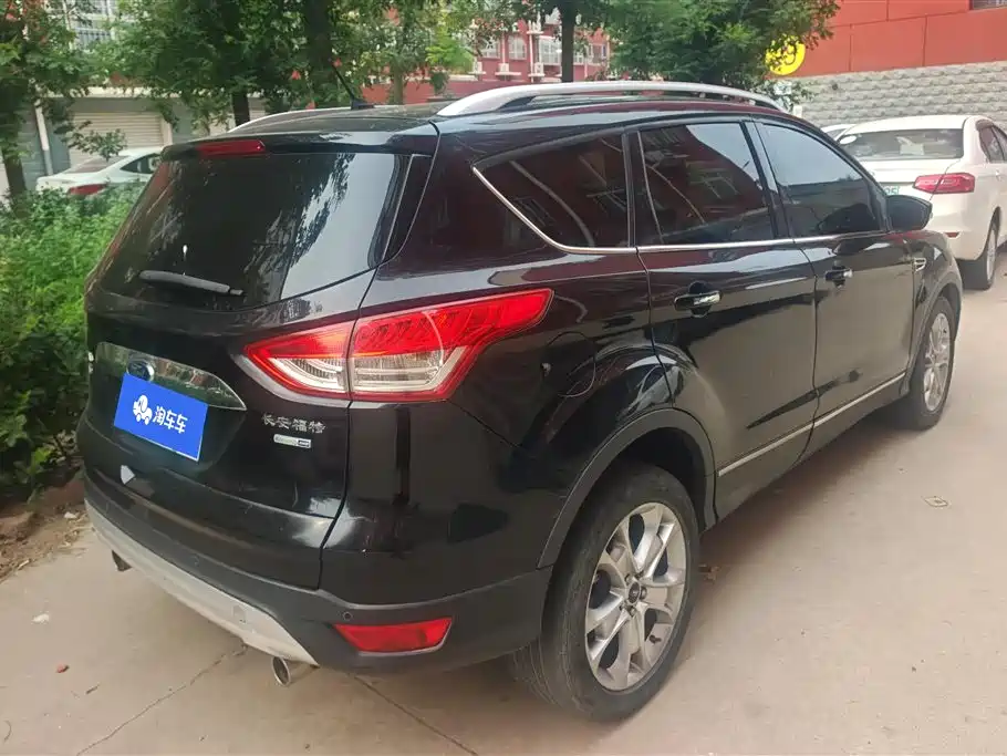 Ford Kuga 2014