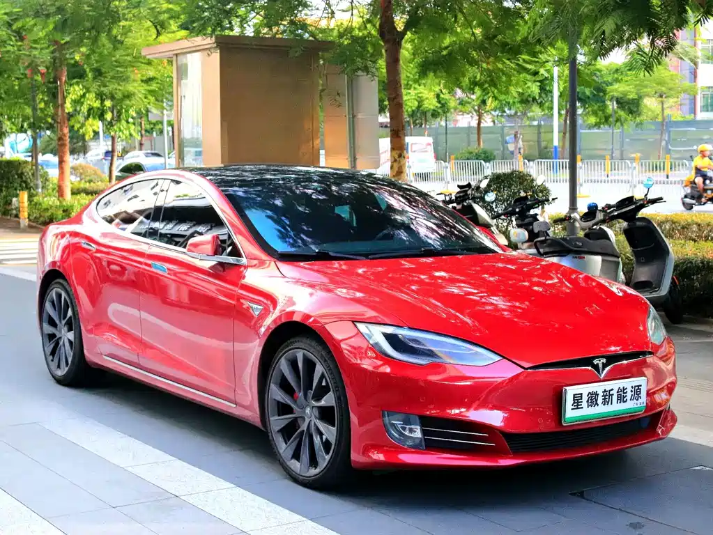 Tesla Model S 2021 — фото 3