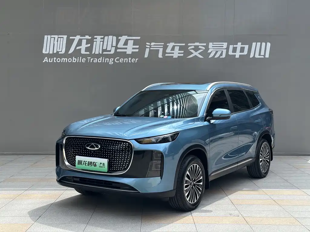 Chery Tiggo 8 PLUS C-DM 2025 — фото 1