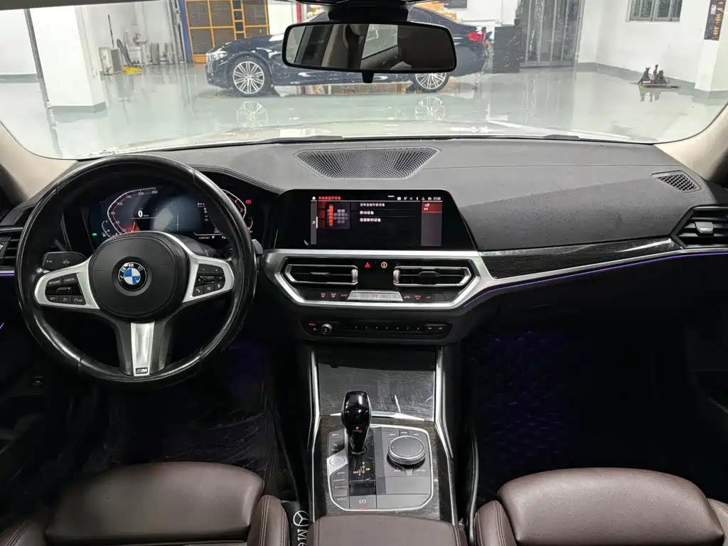 BMW 3 Series 2022 — фото 10