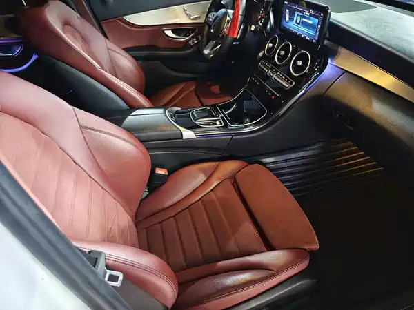 Mercedes-Benz C-Class 2019
