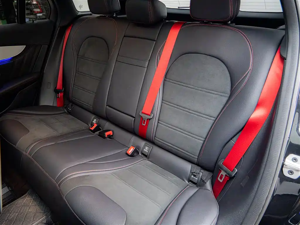 Mercedes-Benz GLC AMG 2023 — фото 18