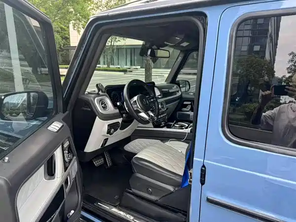 Mercedes-Benz G-Class 2011