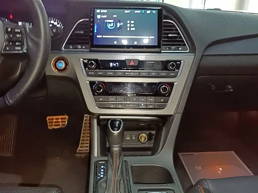 Hyundai Sonata 2015 — фото 13