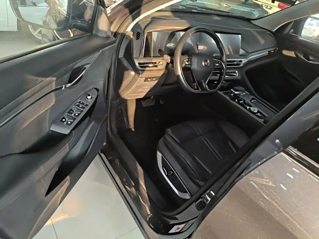 Changan CS75PLUS 2022 — фото 16