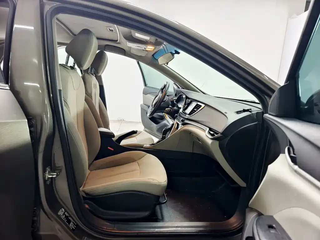 Buick Excelle GT 2015 — фото 14