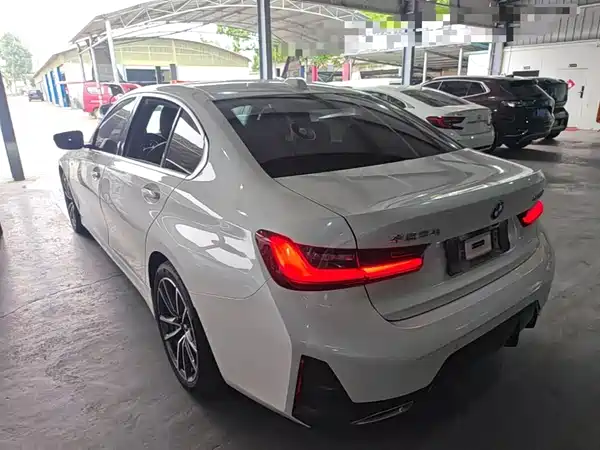 BMW 3 Series 2024