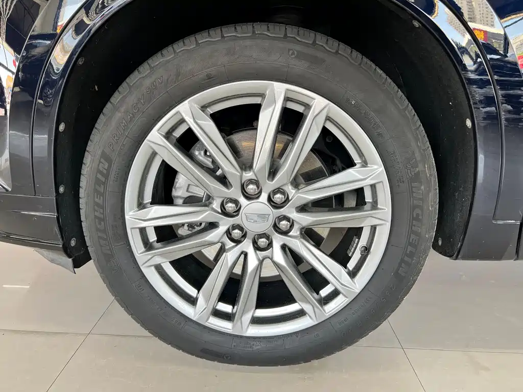 Cadillac XT6 2022 — фото 23