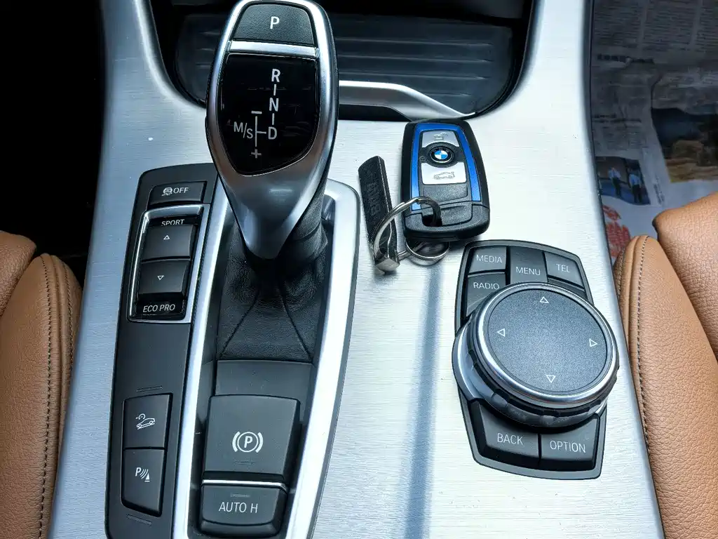 BMW X4 2015 — фото 14