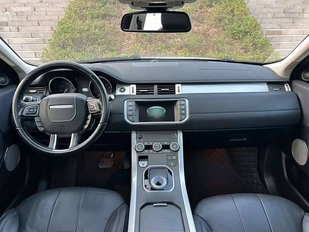 Land Rover Evoque 2017 — фото 9
