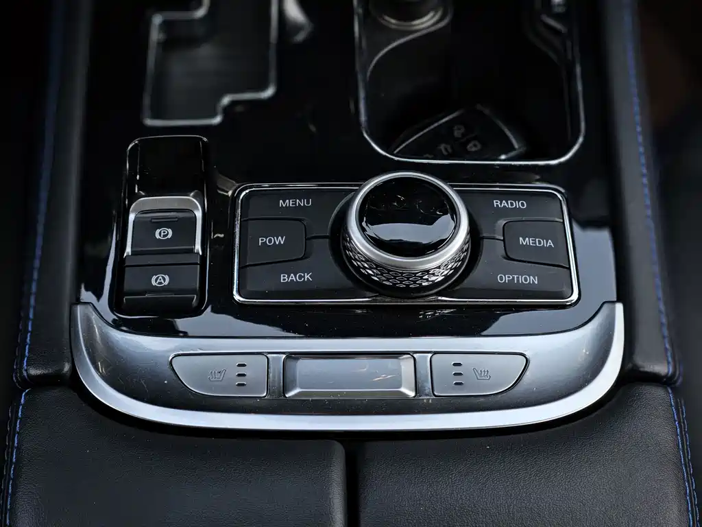 BAIC BJ40 2018 — фото 19