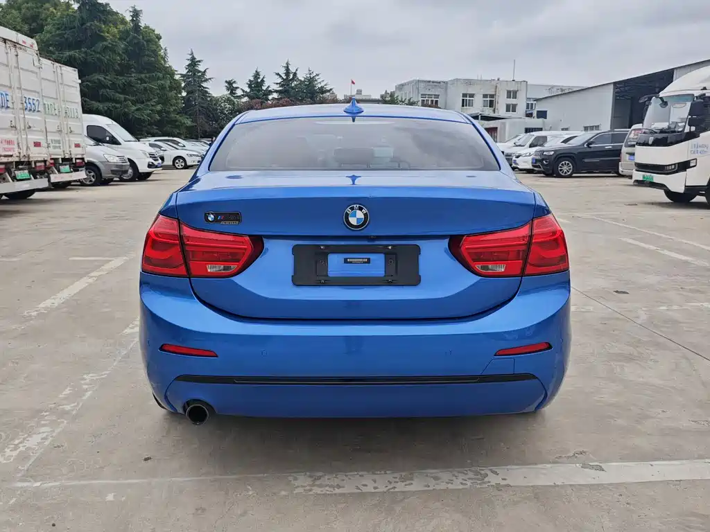 BMW 1 Series 2019 — фото 15