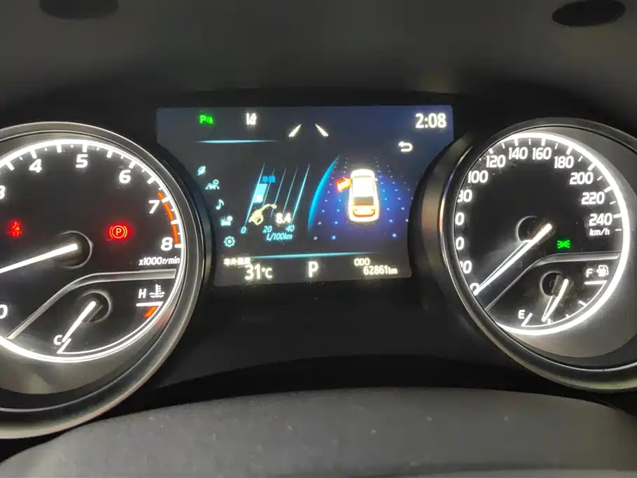 Toyota Camry 2020 — фото 14